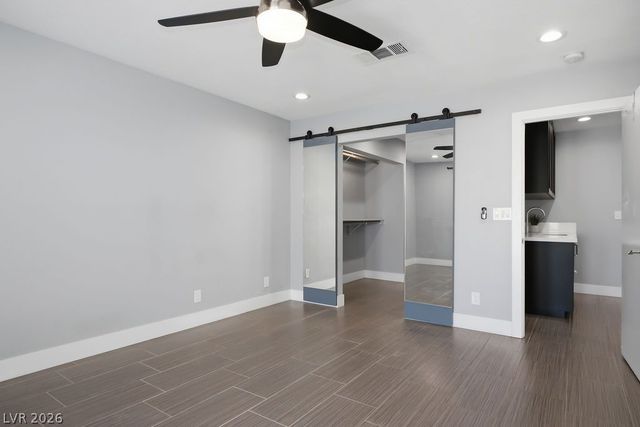 3700 Briarglen Lane, Las Vegas, NV 89108