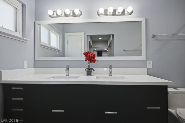 3700 Briarglen Lane, Las Vegas, NV 89108