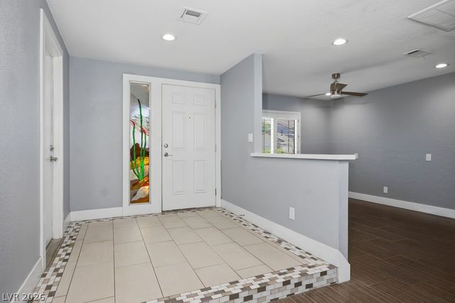 3700 Briarglen Lane, Las Vegas, NV 89108