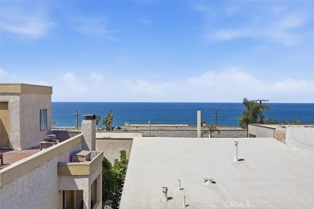 217 8th Place, Manhattan Beach, CA 90266