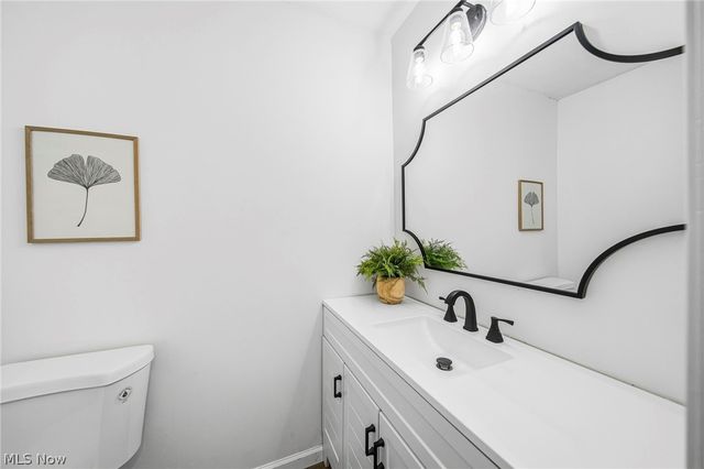 824 S Chillicothe Road 9, Aurora, OH 44202