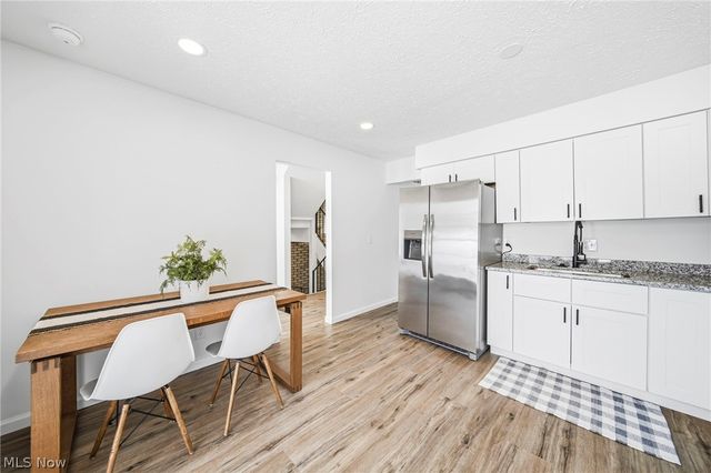 824 S Chillicothe Road 9, Aurora, OH 44202