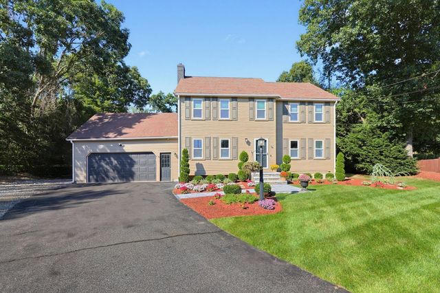 34 Zarek Dr, Attleboro, MA 02703