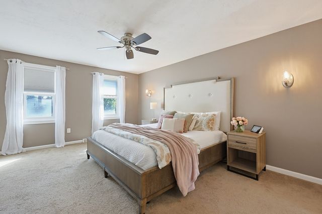 34 Zarek Dr, Attleboro, MA 02703