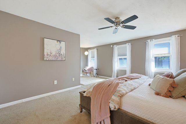 34 Zarek Dr, Attleboro, MA 02703