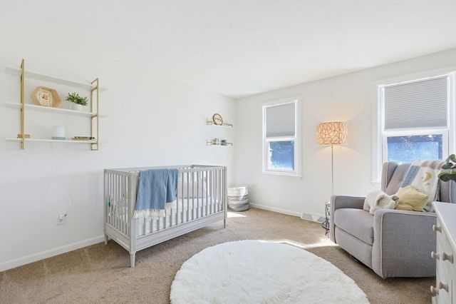 34 Zarek Dr, Attleboro, MA 02703