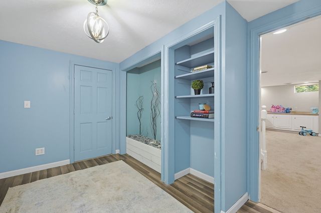 34 Zarek Dr, Attleboro, MA 02703
