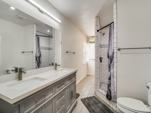 3015 Chaparral Drive, Greenville, TX 75402