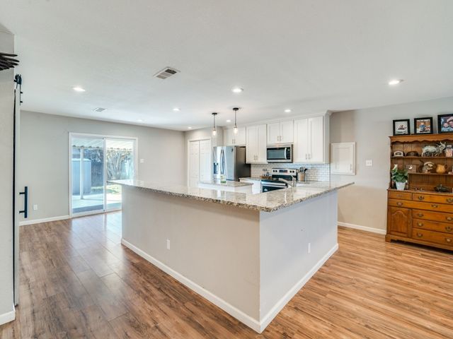 3015 Chaparral Drive, Greenville, TX 75402