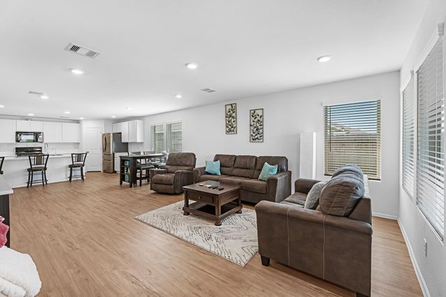 444 Maple Bend Lane, La Marque, TX 77568