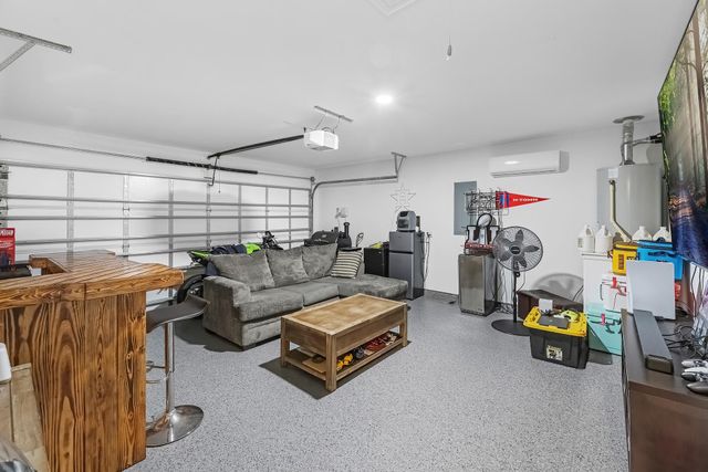 444 Maple Bend Lane, La Marque, TX 77568