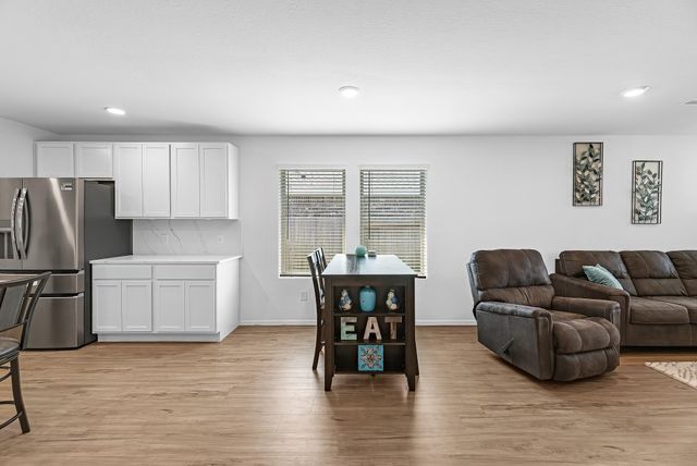 444 Maple Bend Lane, La Marque, TX 77568