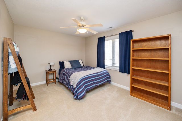 4611 153rd Street, Urbandale, IA 50323