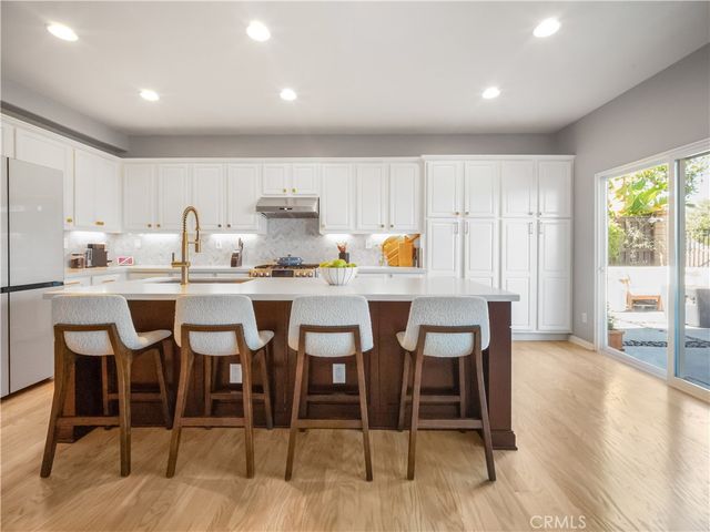 2430 Avis Court, Signal Hill, CA 90755