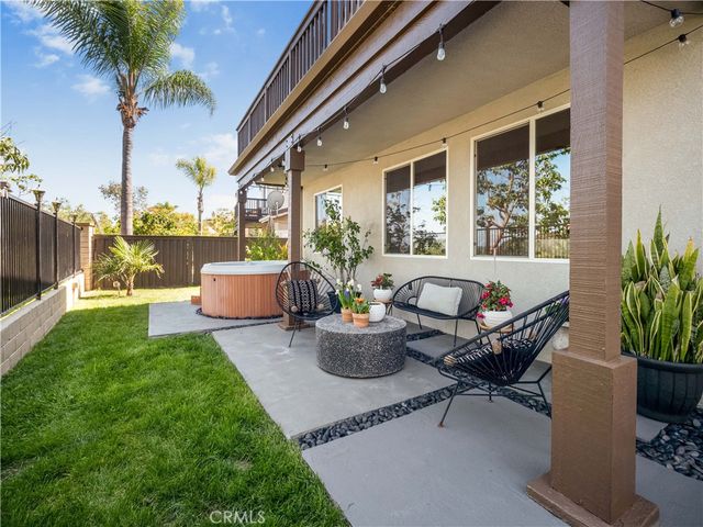 2430 Avis Court, Signal Hill, CA 90755