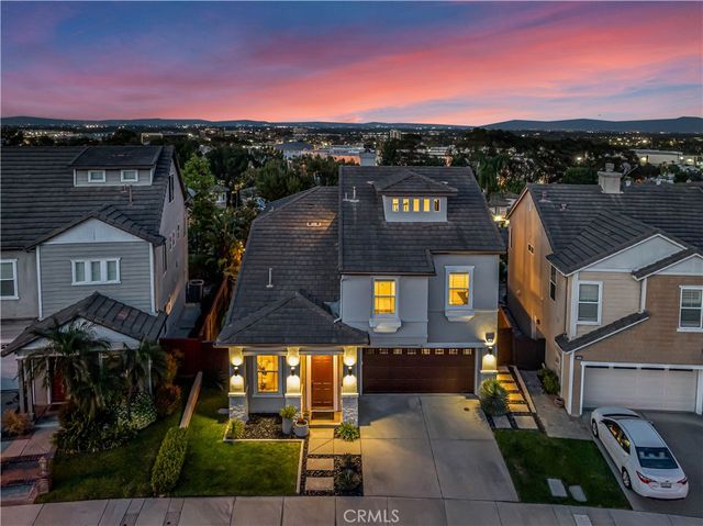 2430 Avis Court, Signal Hill, CA 90755