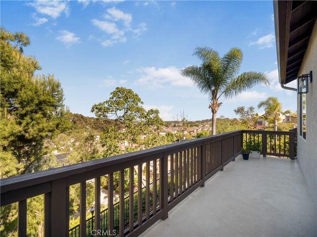 2430 Avis Court, Signal Hill, CA 90755