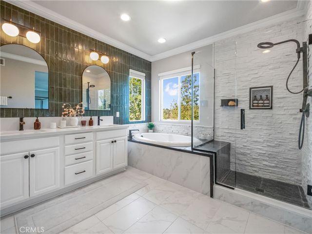 2430 Avis Court, Signal Hill, CA 90755