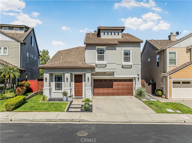 2430 Avis Court, Signal Hill, CA 90755