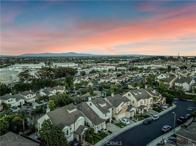 2430 Avis Court, Signal Hill, CA 90755