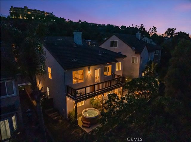 2430 Avis Court, Signal Hill, CA 90755