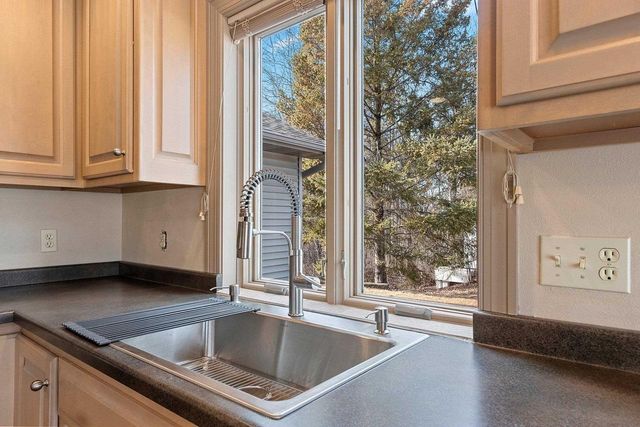 309 LOUISE DRIVE, Wrightstown, WI 54180