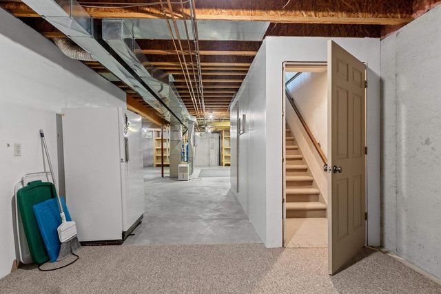 309 LOUISE DRIVE, Wrightstown, WI 54180