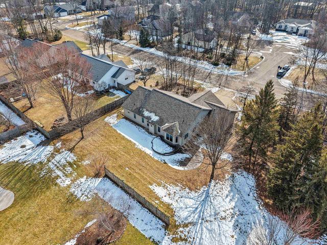 309 LOUISE DRIVE, Wrightstown, WI 54180