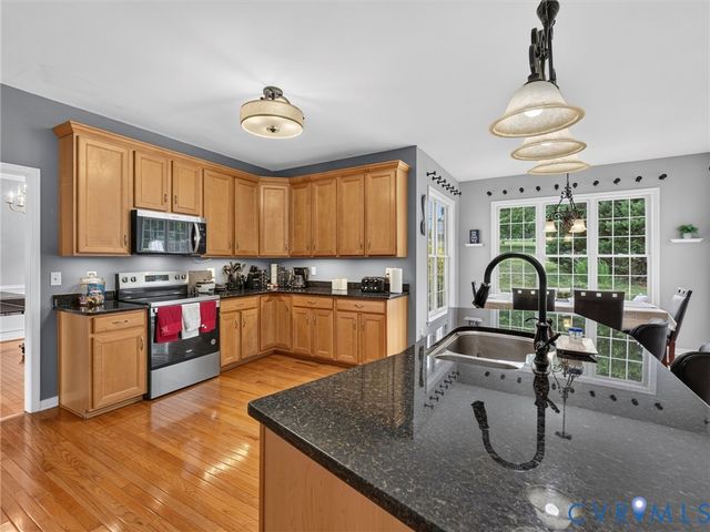 7478 Troub Ln, Mechanicsville, VA 23111
