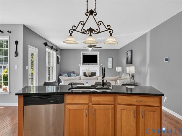 7478 Troub Ln, Mechanicsville, VA 23111
