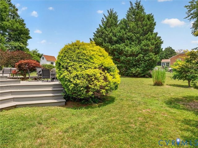 7478 Troub Ln, Mechanicsville, VA 23111