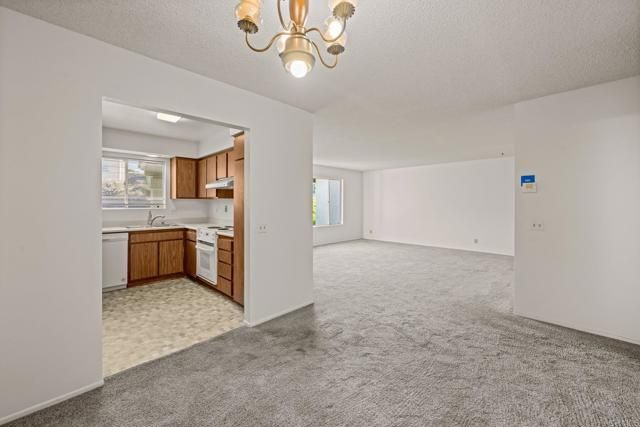 4386 Albatross Way, Oceanside, CA 92057