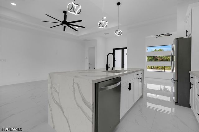 2909 Dora AVE N, Lehigh Acres, FL 33971