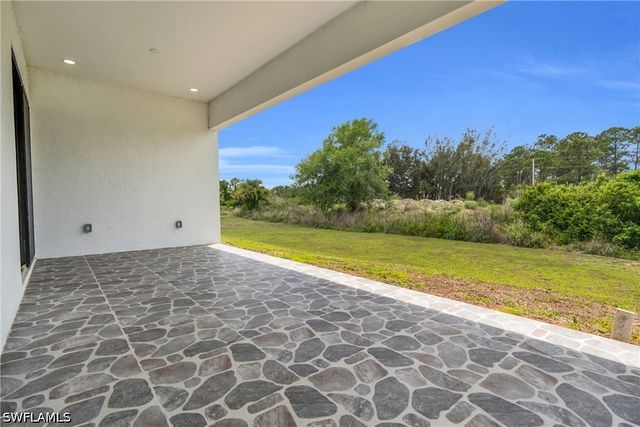 2909 Dora AVE N, Lehigh Acres, FL 33971