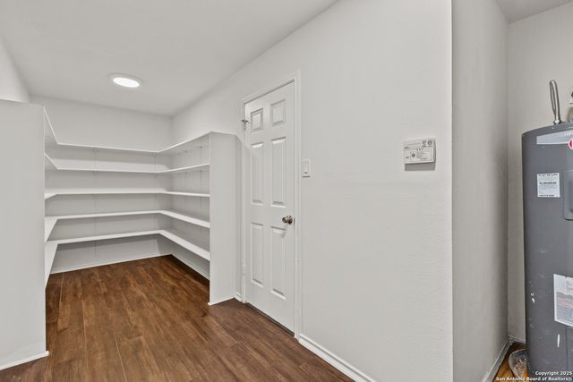 10003 silver, San Antonio, TX 78254