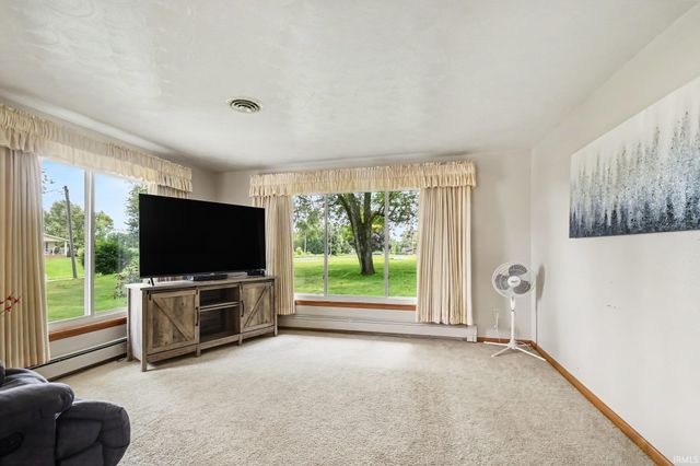 60325 County Road 3, Elkhart, IN 46517