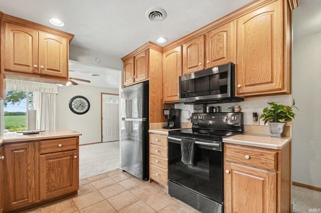 60325 County Road 3, Elkhart, IN 46517