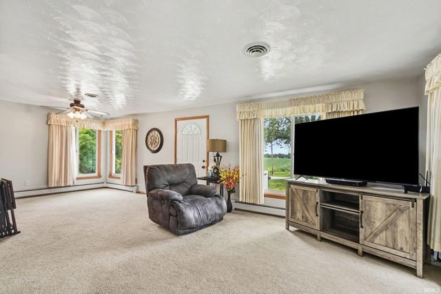 60325 County Road 3, Elkhart, IN 46517