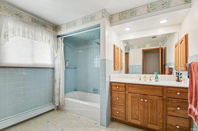 60325 County Road 3, Elkhart, IN 46517