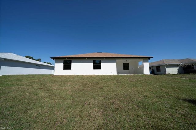 3003 52ND STREET W, Lehigh Acres, FL 33971