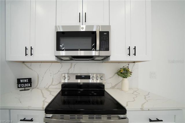 3003 52ND STREET W, Lehigh Acres, FL 33971