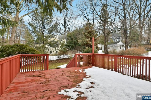 229 Allison Court, Englewood, NJ 07631