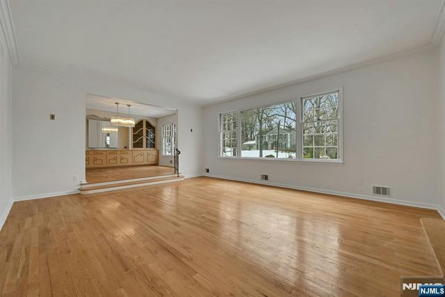 229 Allison Court, Englewood, NJ 07631