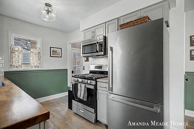 3913 Michael Avenue SW, Wyoming, MI 49509