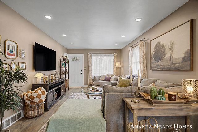 3913 Michael Avenue SW, Wyoming, MI 49509