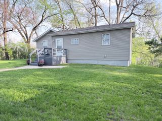 560 S Campbell Street, Valparaiso, IN 46385