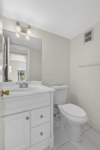 149 Hastings I, West Palm Beach, FL 33417