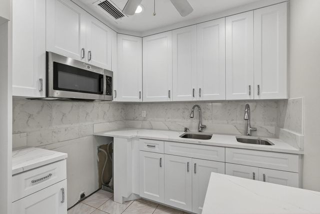 149 Hastings I, West Palm Beach, FL 33417