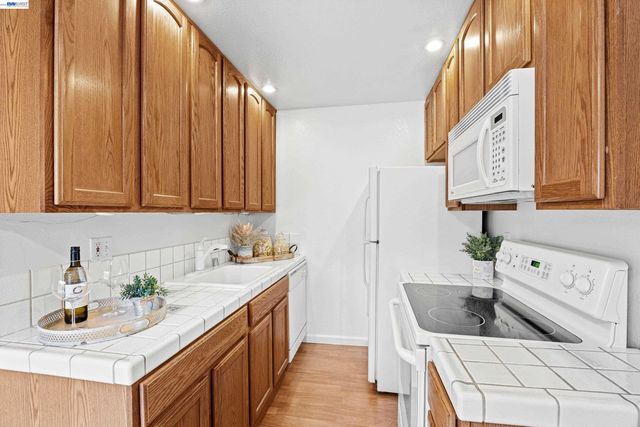 5536 Makati, San Jose, CA 95123