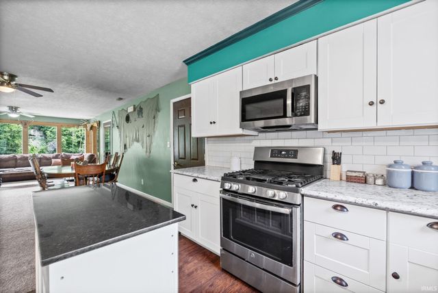11344 W Horseshoe Bend Road, Brookston, IN 47923